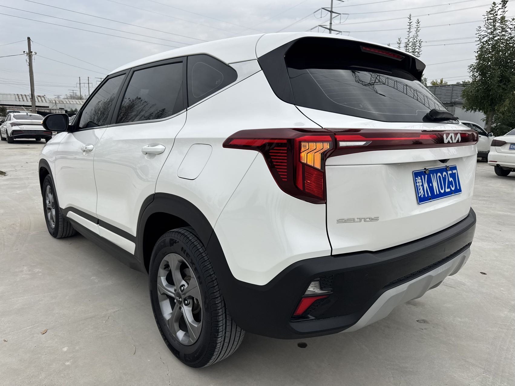 Kia Seltos 2023 imagen de coche #9
