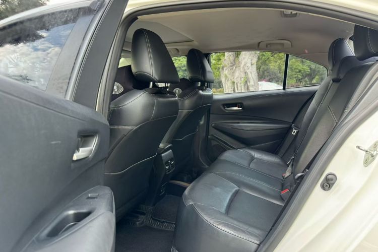 Toyota Corolla 2019 car image #12