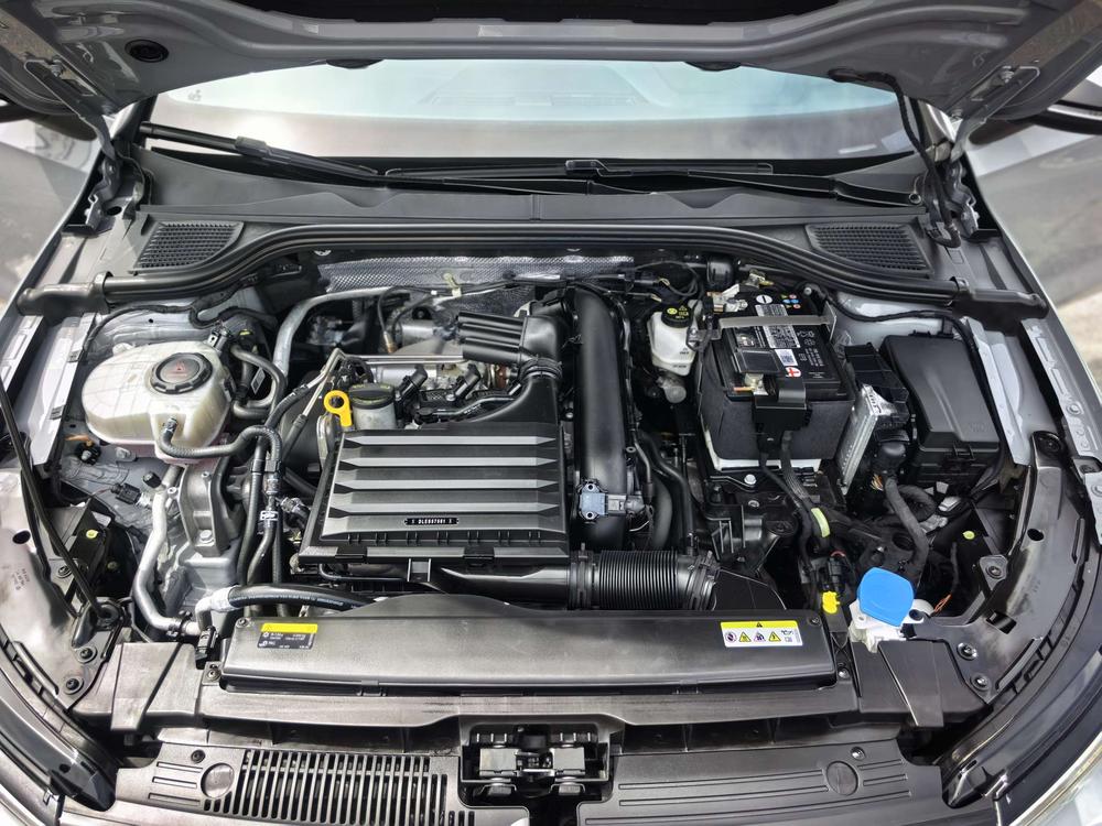 Volkswagen Golf 2023 #8 Volkswagen Golf 2023 car image #8
