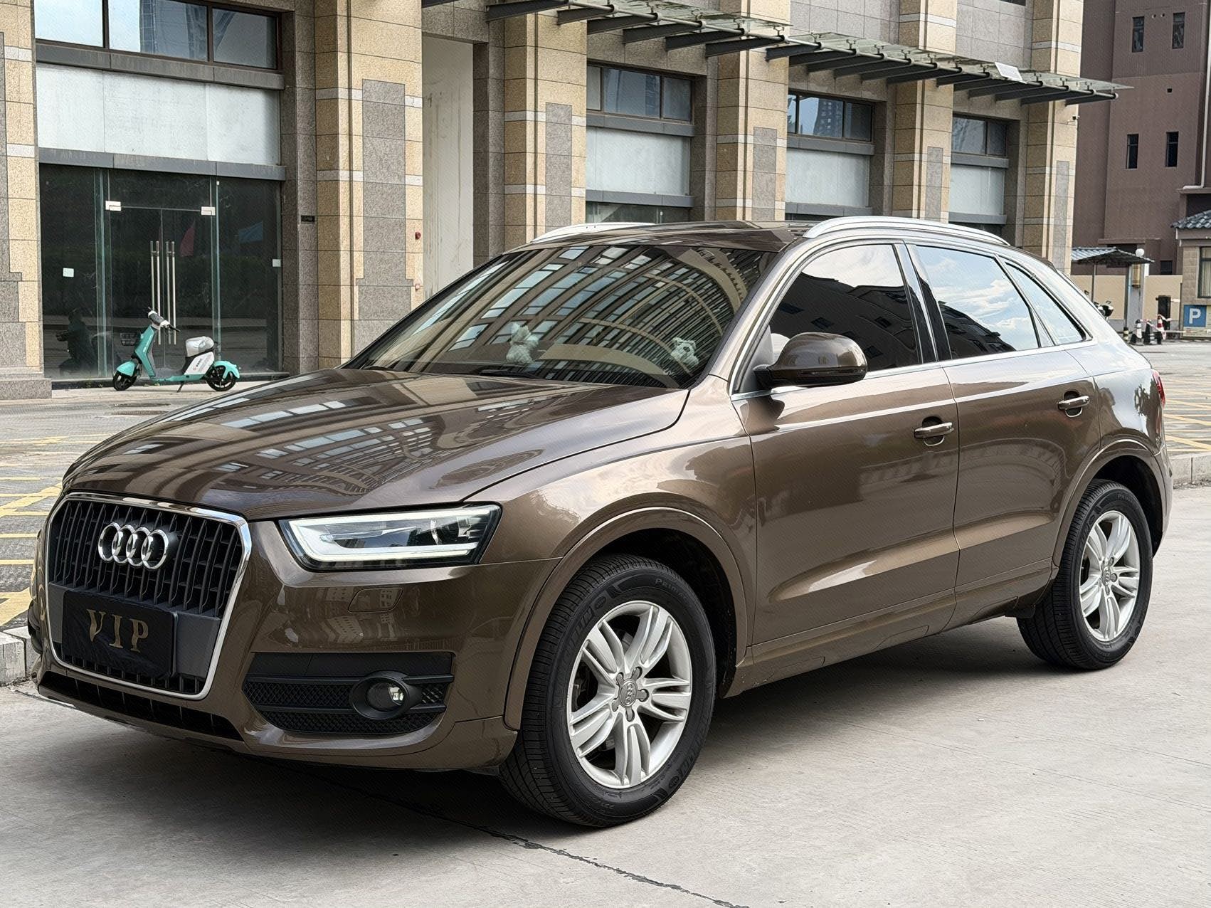 Audi Q3 2013 car image 