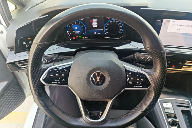 Volkswagen Golf 2021 صورة سيارة #15