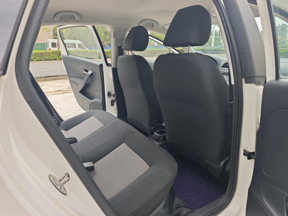 Volkswagen Polo 2015 immagine di auto #12