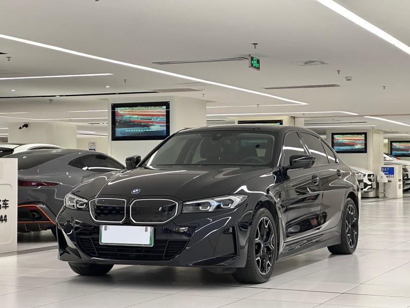 BMW i3 2023 car image 