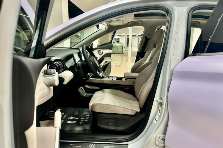 BYD Yuan Plus 2024 car image #16