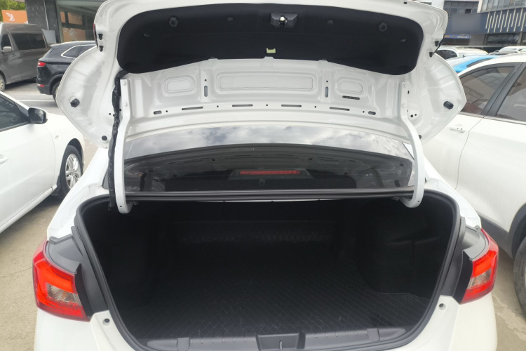 Chery Arrizo 5 2025 imagen de coche #21