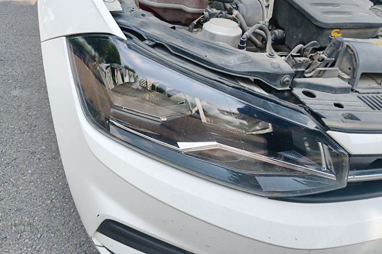 Volkswagen Polo 2020 car image #8