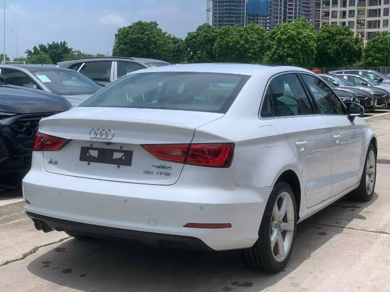 Audi A3 2014 car image #2