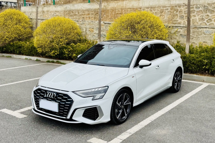 Audi A3 2022 car image #2