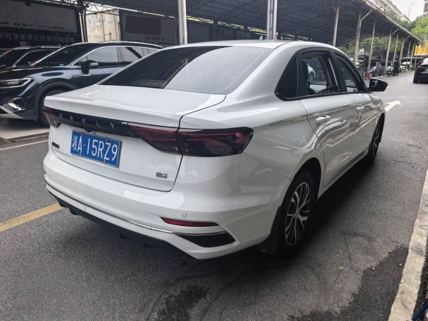 GEELY Emgrand 2024 car image #9