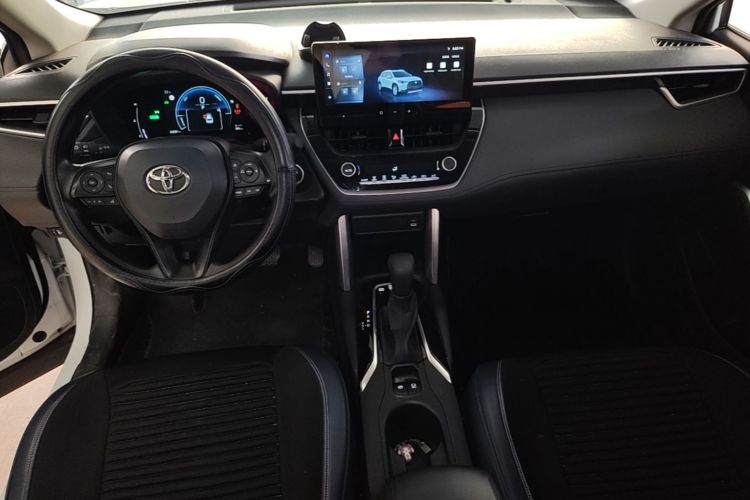 Toyota Corolla Cross 2025 #10 Toyota Corolla Cross 2025 car image #10