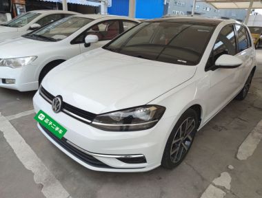 Volkswagen Golf 2020 car image 