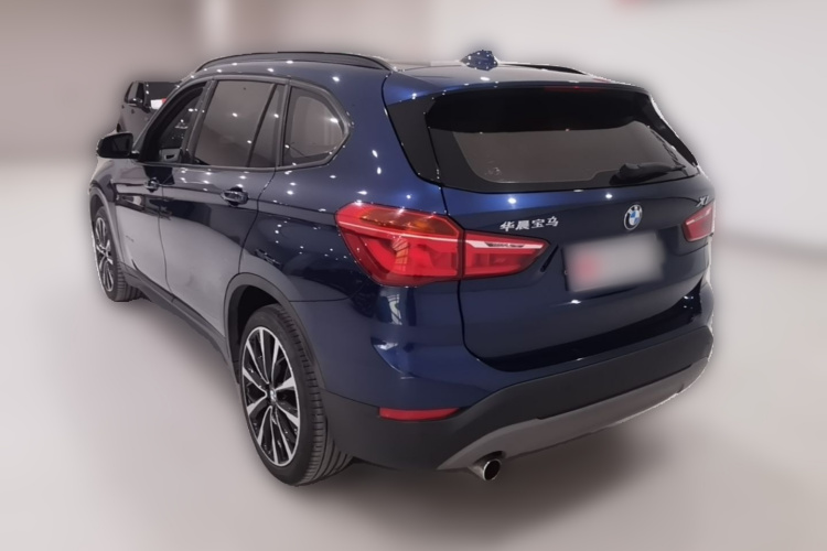 BMW X1 2017 #5 BMW X1 2017 car image #5