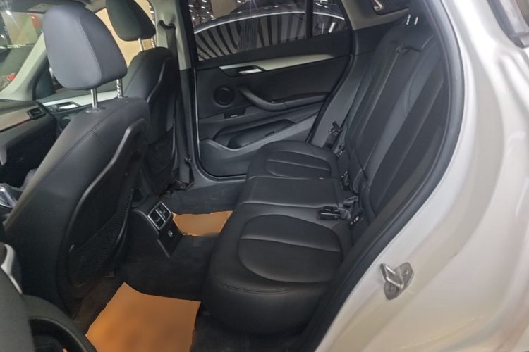 BMW X1 2017 #17 BMW X1 2017 immagine di auto #17
