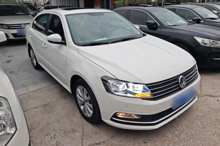 Volkswagen Lavida 2017 car image #6