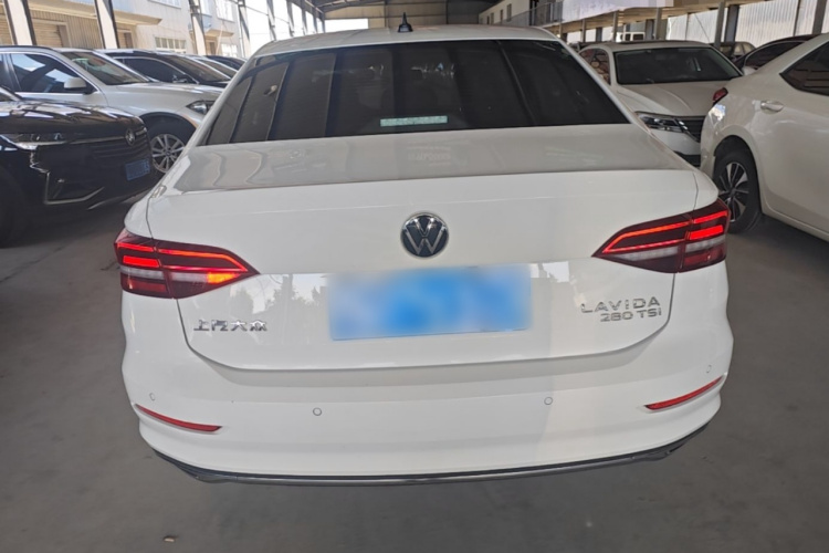 Volkswagen Lavida 2021 car image #6