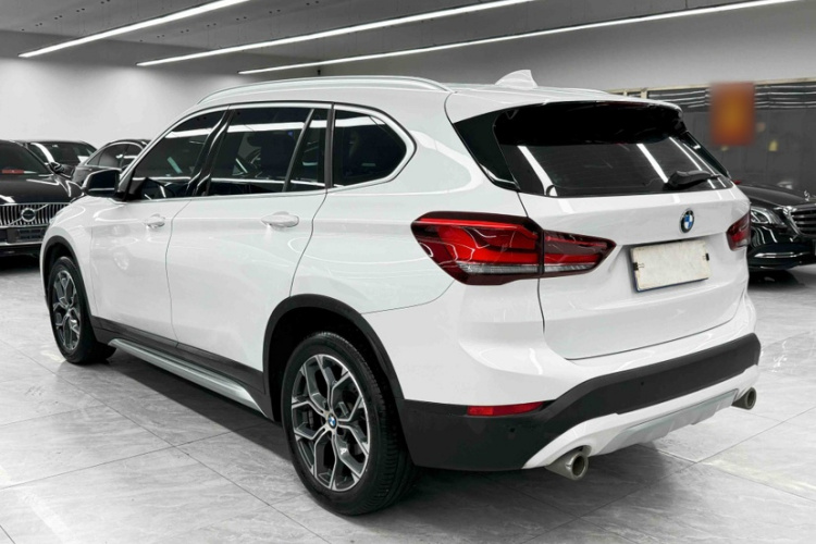 BMW X1 2021 #6 BMW X1 2021 car image #6