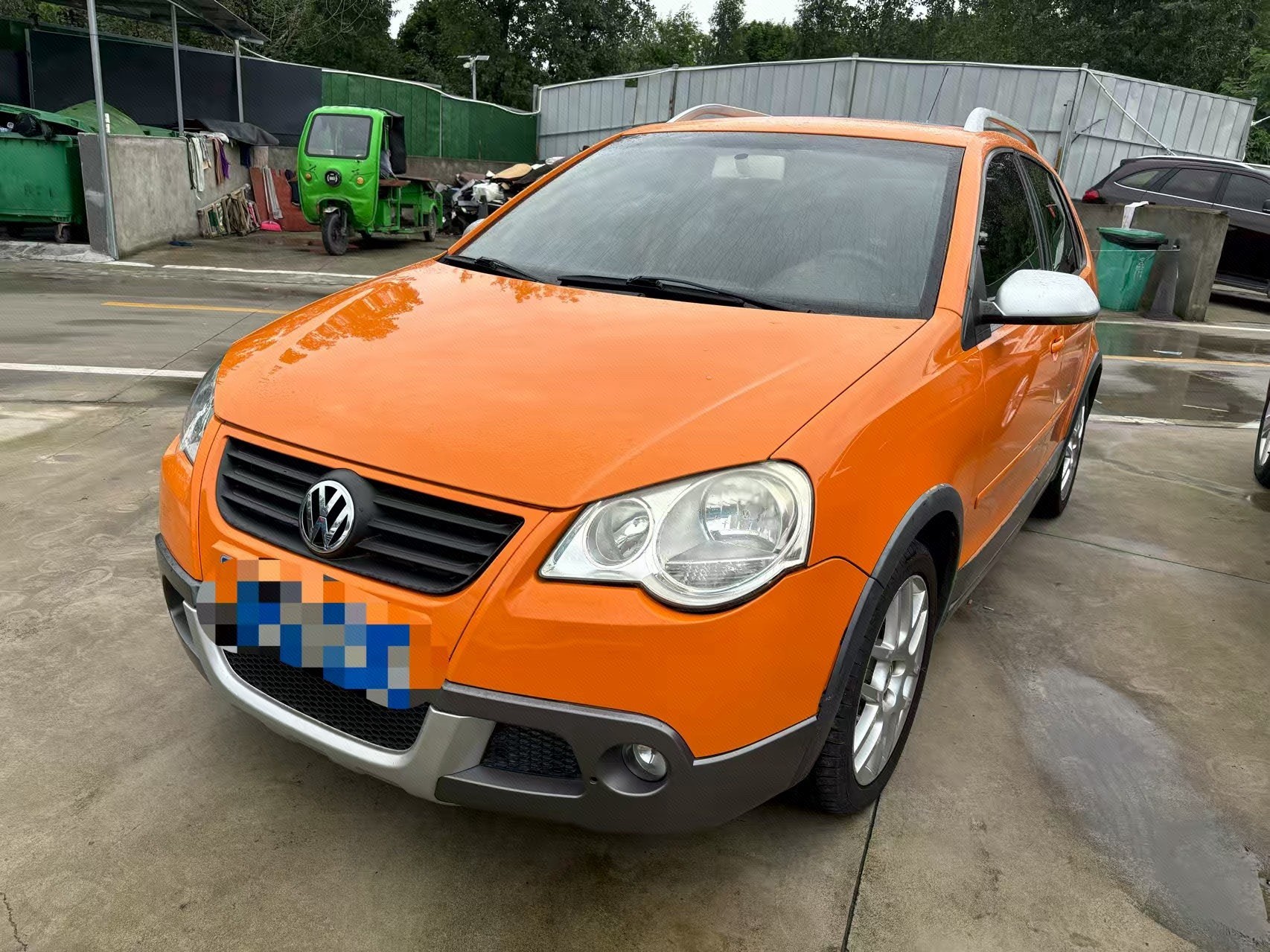 2010 2010 car image