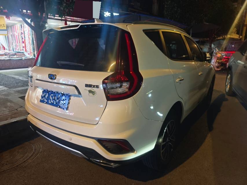 GEELY Vision X6 2018 صورة سيارة #3