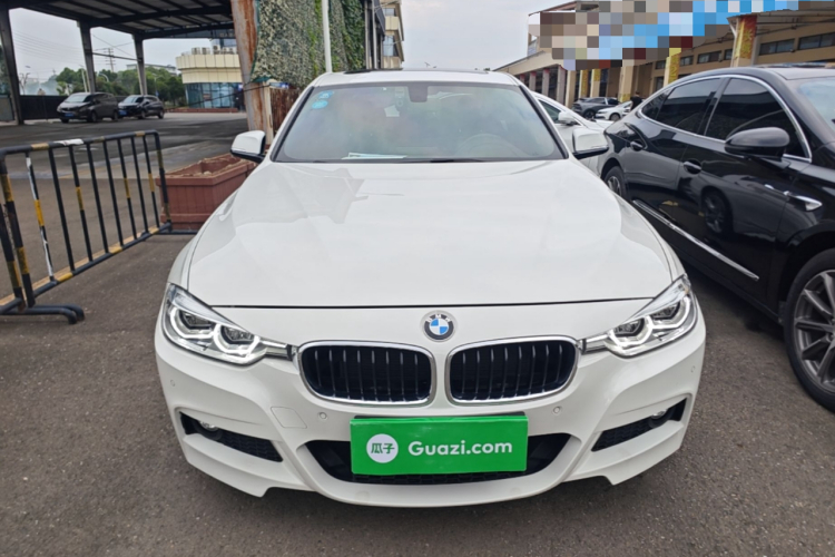 BMW 3 Series 2018 car image #3