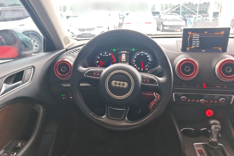 Audi A3 2016 immagine di auto #11