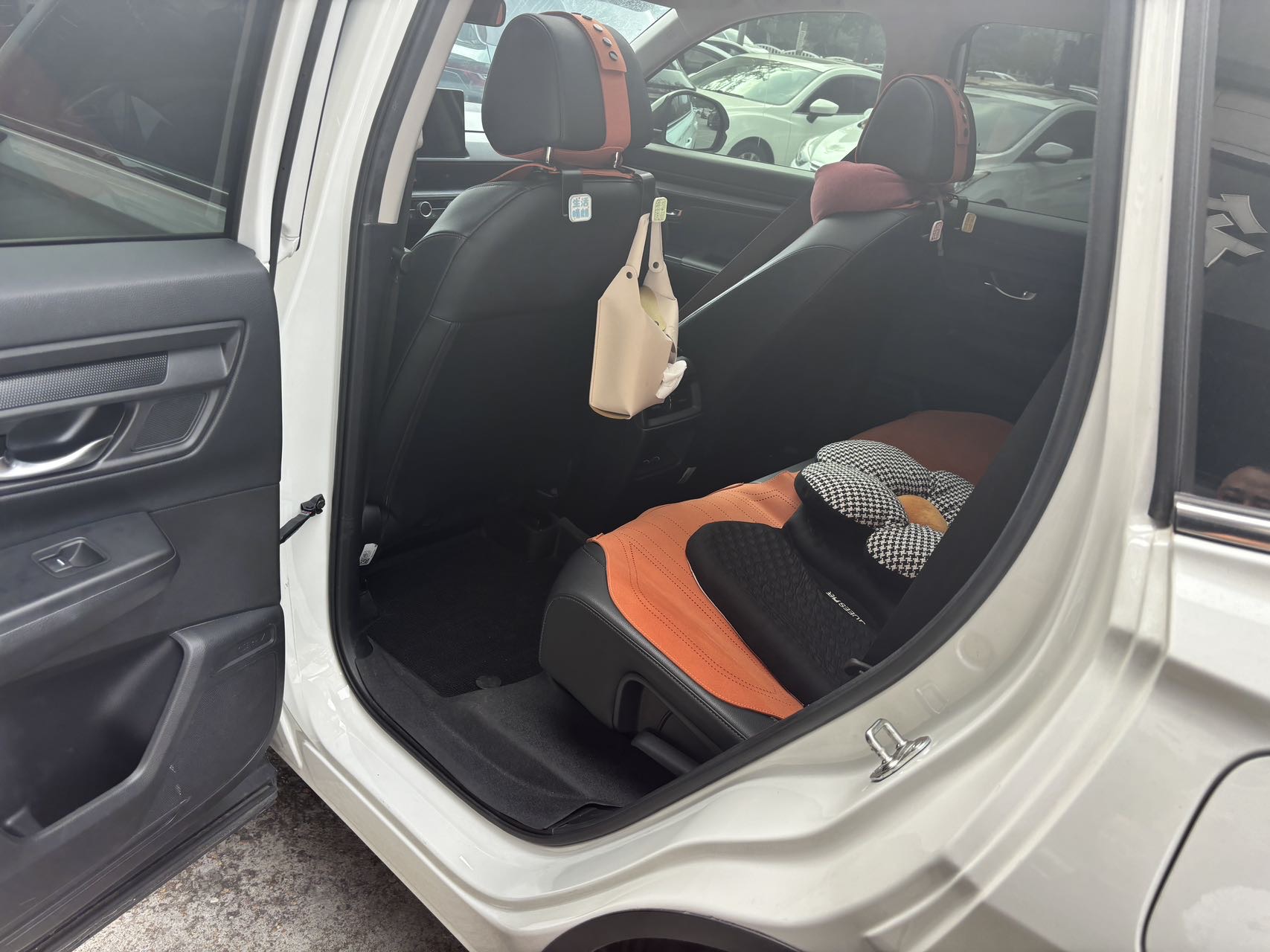 Honda CR-V 2023 car image #5