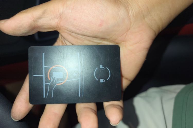 Tesla Model 3 2022 car image #9