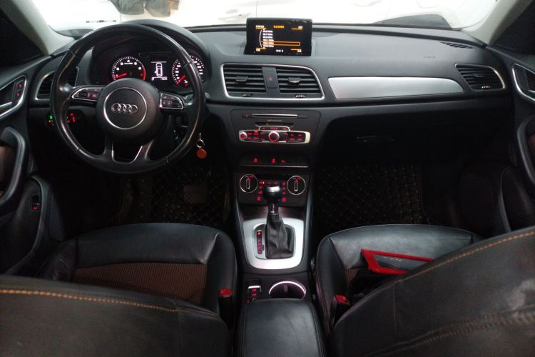 Audi Q3 2017 image de voiture #10