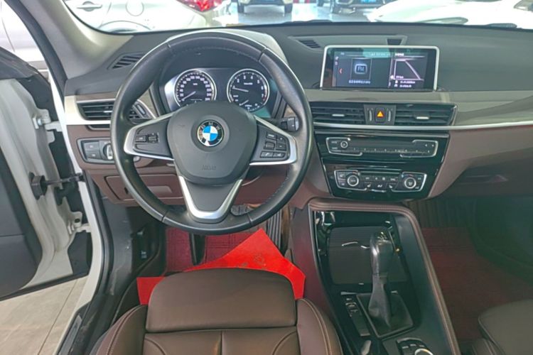 BMW X1 2019 #11 BMW X1 2019 car image #11