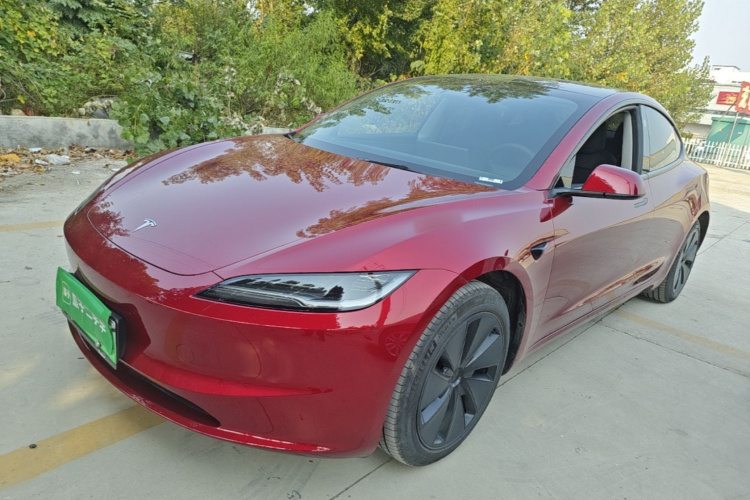 Tesla Model 3 2024 #2 Tesla Model 3 2024 صورة سيارة #2