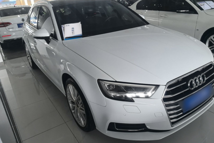 Audi A3 2019 #4 Audi A3 2019 car image #4