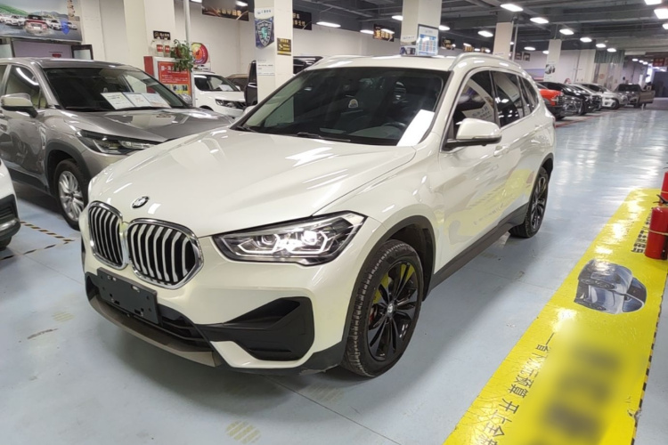 BMW X1 2020 car image #2