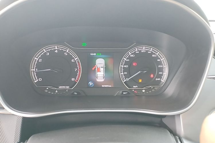 GEELY Binray 2020 car image #12