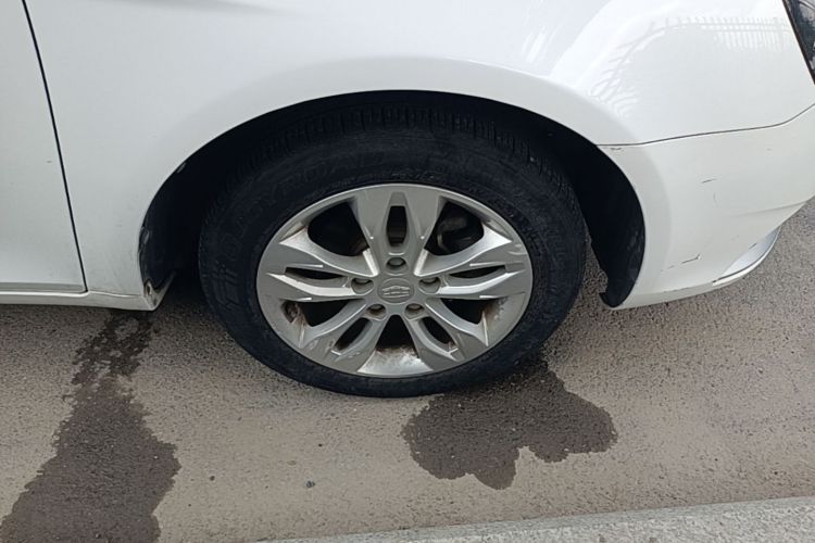 GEELY Emgrand 2016 car image #9