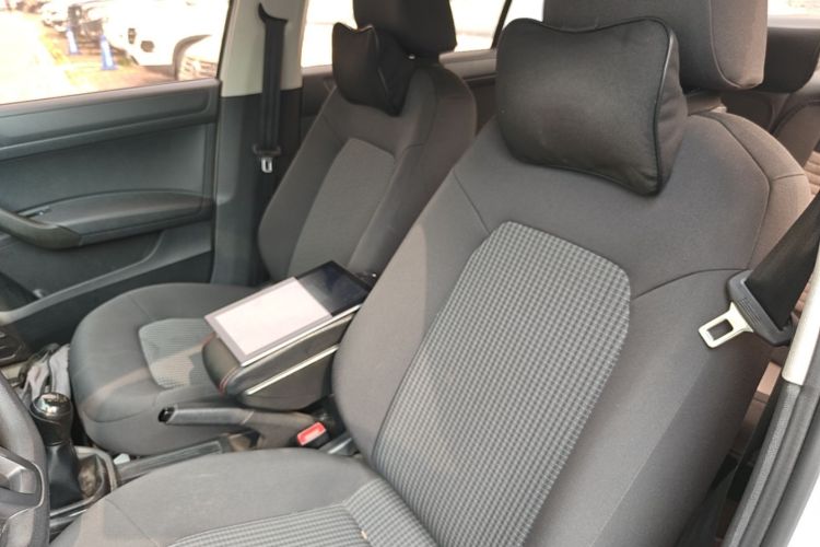 Volkswagen Santana 2017 #19 Volkswagen Santana 2017 car image #19