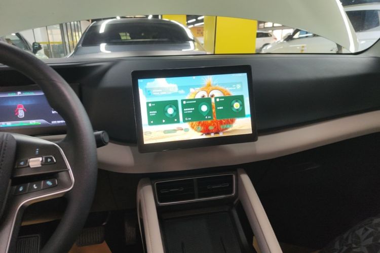 BYD YuanUP 2024 car image #13