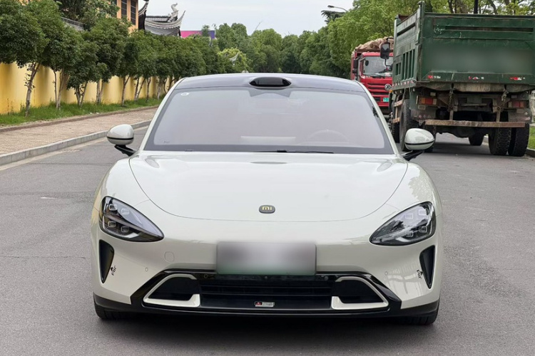 MI SU7 2025 car image #10