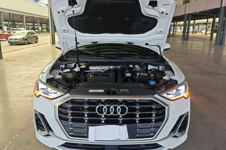 Audi Q3 2020 #20 Audi Q3 2020 car image #20