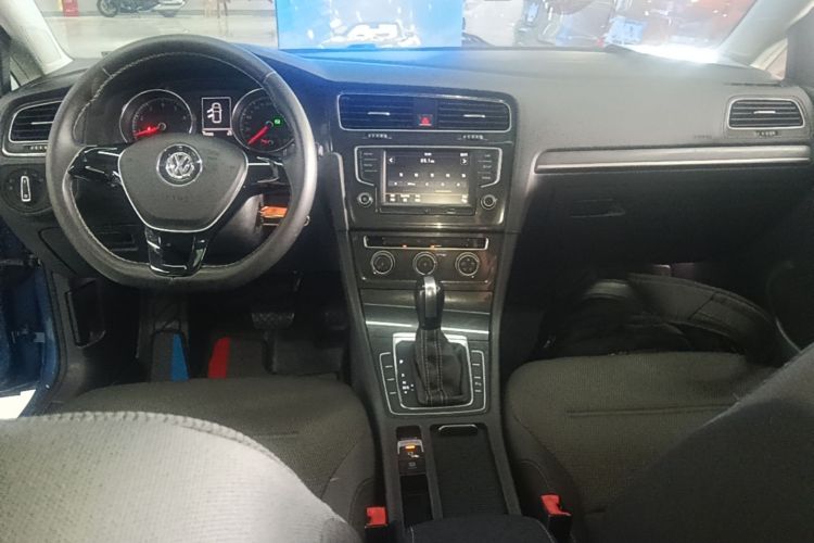 Volkswagen Golf 2017 #10 Volkswagen Golf 2017 car image #10