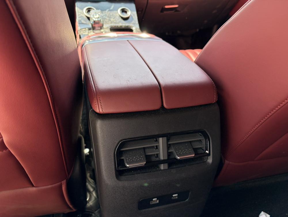 Jetour X70 PLUS 2024 #8 Jetour X70 PLUS 2024 car image #8