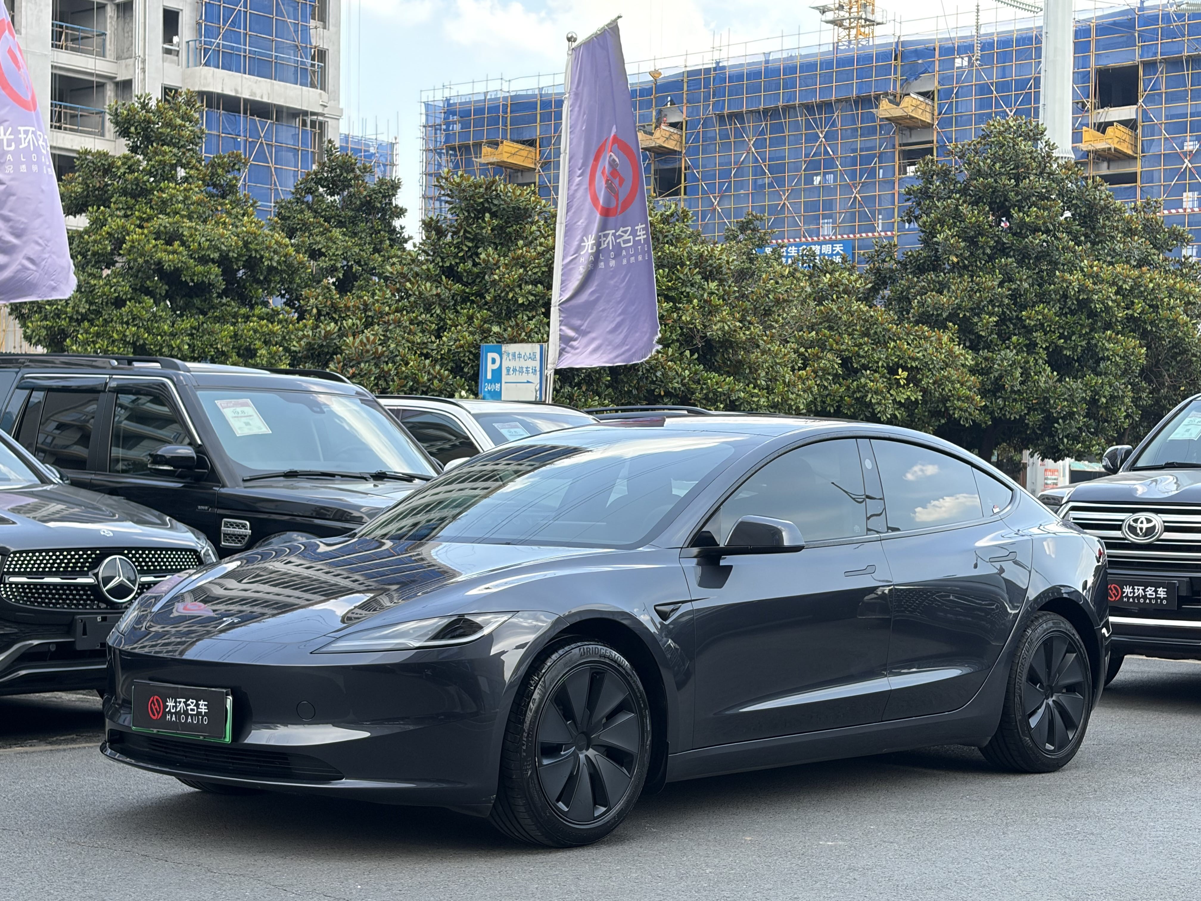 Tesla Model 3 2025 car image 