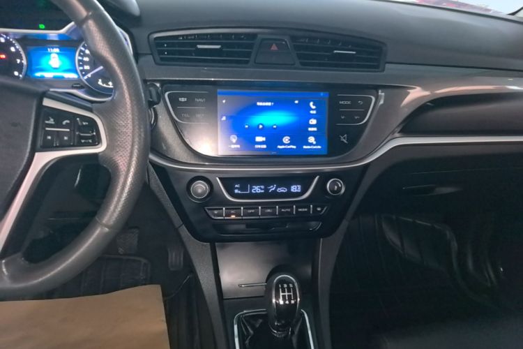 GEELY Emgrand 2017 #13 GEELY Emgrand 2017 car image #13