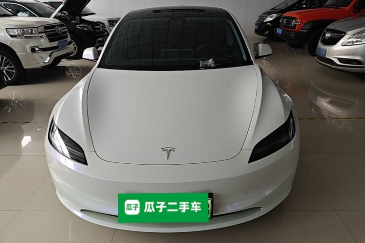 Tesla Model 3 2025 #3 Tesla Model 3 2025 car image #3