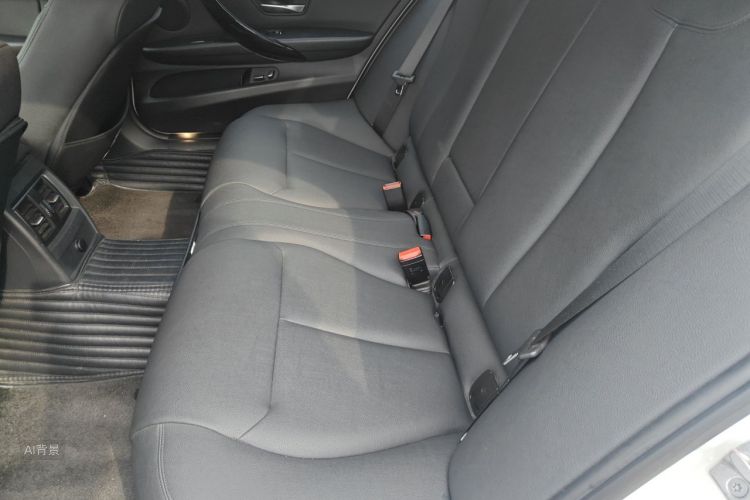 BMW 3 Series 2017 #19 BMW 3 Series 2017 car image #19
