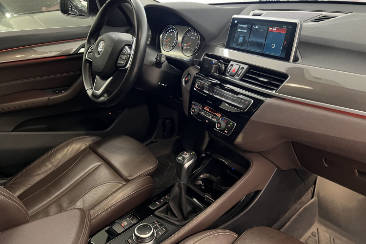 宝马 宝马X1新能源 2019 汽车图片 #15