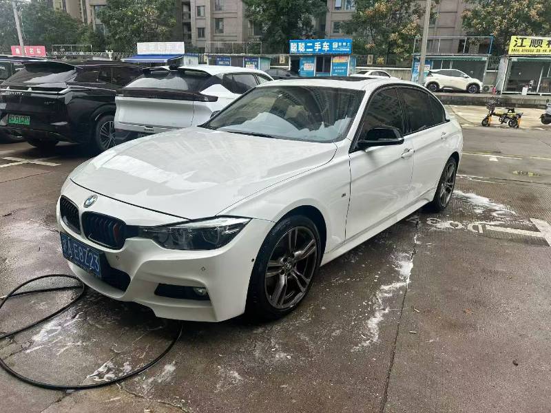 BMW 3 Series 2018 BMW 3 Series 2018 car image