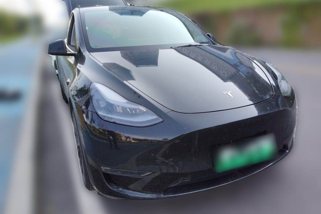 Tesla Model Y 2024 #2 Tesla Model Y 2024 immagine di auto #2