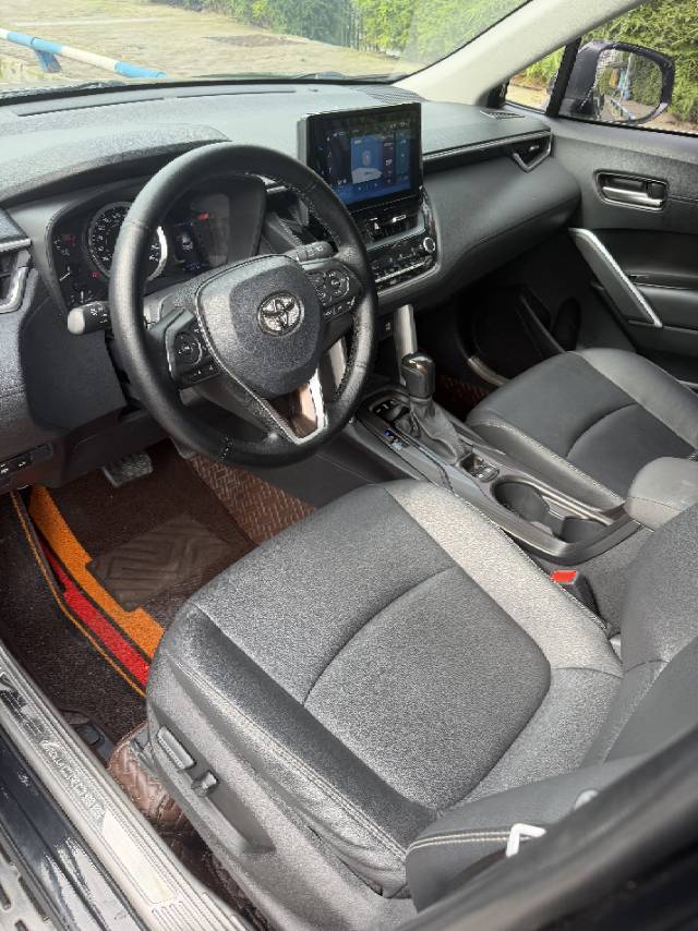 Toyota Corolla Cross 2022 #6 Toyota Corolla Cross 2022 car image #6