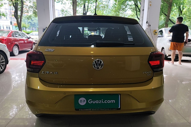 Volkswagen Polo 2019 car image #6