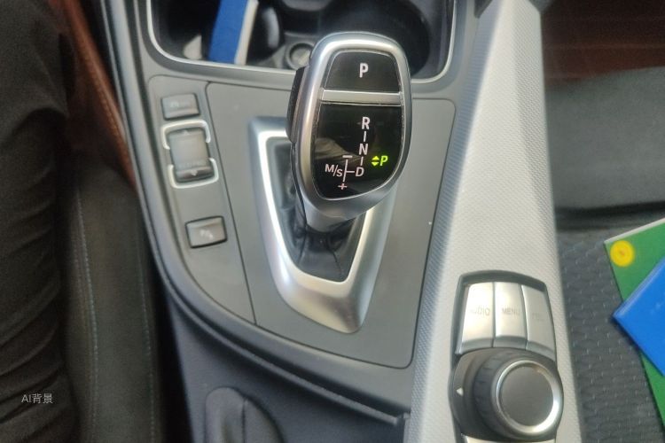 BMW 3 Series 2017 #16 BMW 3 Series 2017 car image #16