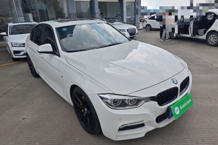 BMW 3 Series 2018 car image #4